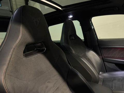 CUPRA Ateca 2.0 TSI 4DRIVE PANO KEYLESS