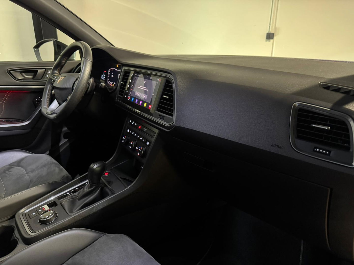 CUPRA Ateca 2.0 TSI 4DRIVE PANO KEYLESS