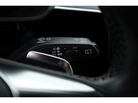 Audi e-tron e-tron 55 quattro advanced 95 kWh | Luchtvering | Adapt. Cruise | Voorstoelen Elek. | Camera