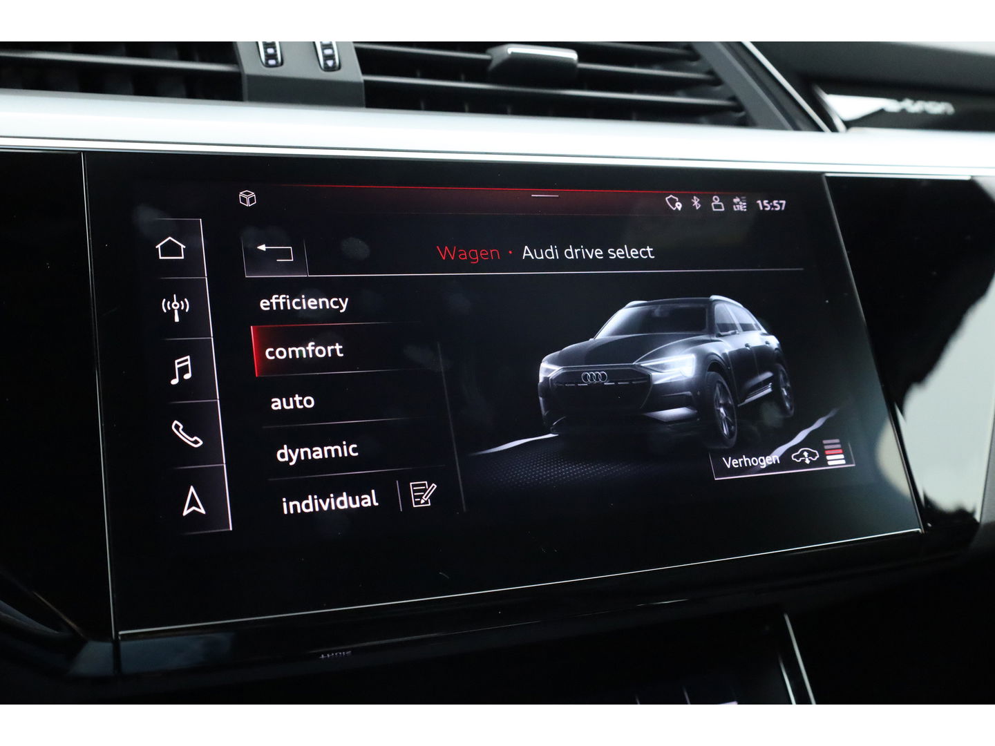 Audi e-tron e-tron 55 quattro advanced 95 kWh | Luchtvering | Adapt. Cruise | Voorstoelen Elek. | Camera