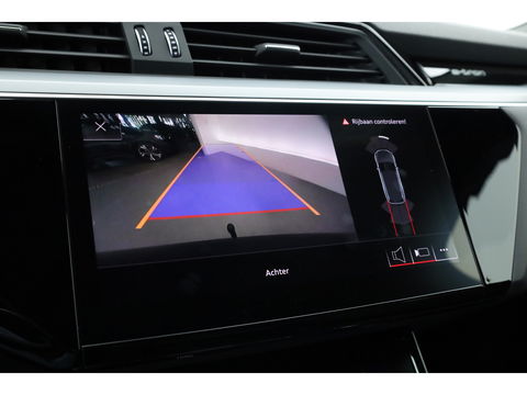 Audi e-tron e-tron 55 quattro advanced 95 kWh | Luchtvering | Adapt. Cruise | Voorstoelen Elek. | Camera