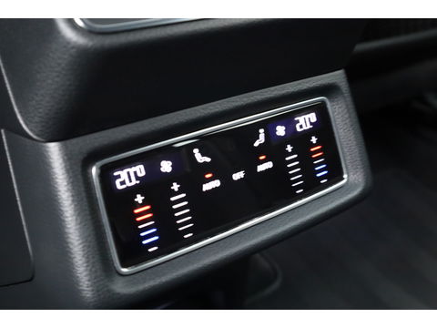 Audi e-tron e-tron 55 quattro advanced 95 kWh | Luchtvering | Adapt. Cruise | Voorstoelen Elek. | Camera