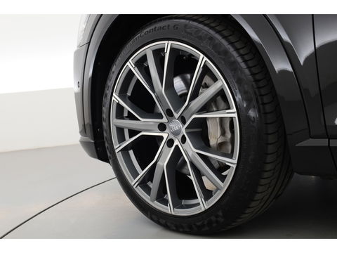 Audi e-tron e-tron 55 quattro advanced 95 kWh | Luchtvering | Adapt. Cruise | Voorstoelen Elek. | Camera