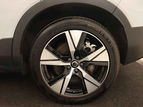 Volvo XC40 Recharge P8 AWD R-Design | Trekhaak | Camera | Carplay | Navigatie | Full LED | Leder/Alcantara | Adaptive cruise | Keyless