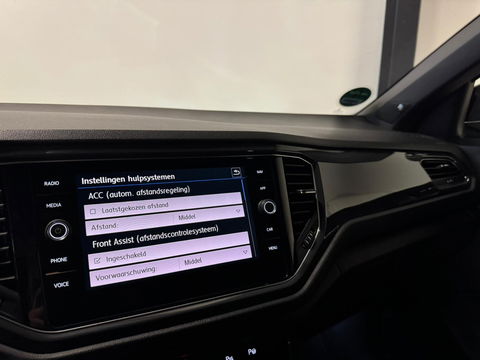 Volkswagen T-Roc 1.5 TSI Sport Business R-line PANO KEYLESS