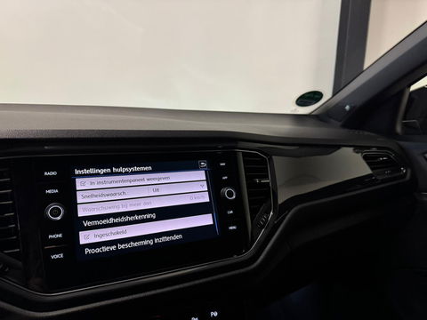 Volkswagen T-Roc 1.5 TSI Sport Business R-line PANO KEYLESS
