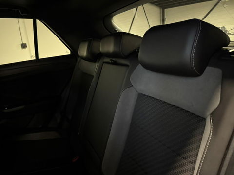 Volkswagen T-Roc 1.5 TSI Sport Business R-line PANO KEYLESS
