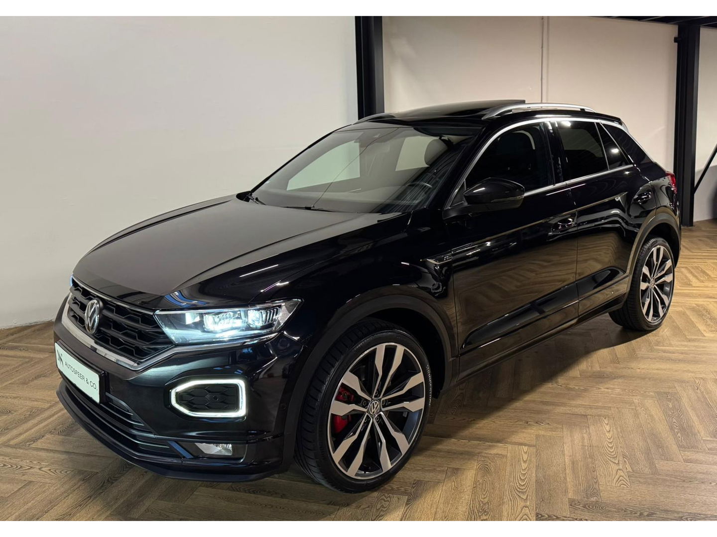 Volkswagen T-Roc 1.5 TSI Sport Business R-line PANO KEYLESS