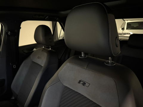 Volkswagen T-Roc 1.5 TSI Sport Business R-line PANO KEYLESS