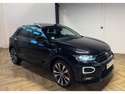 Volkswagen T-Roc 1.5 TSI Sport Business R-line PANO KEYLESS