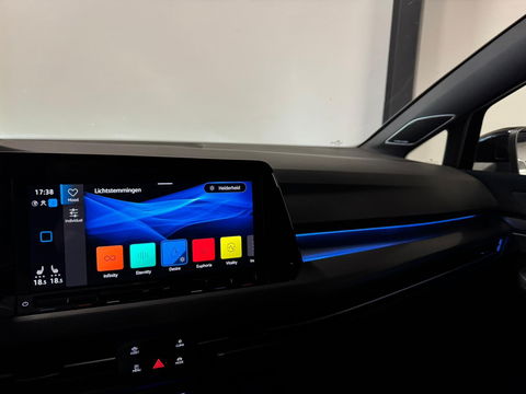 Volkswagen Golf 2.0 TSI GTI CLUBSPORT PANO HUD KEYLESS