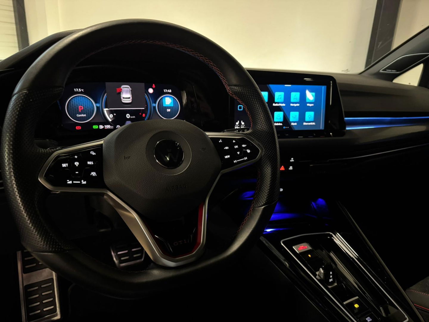 Volkswagen Golf 2.0 TSI GTI CLUBSPORT PANO HUD KEYLESS