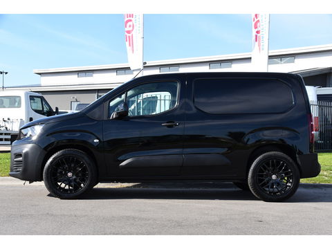 Peugeot e-Partner 136 L1 50 kWh Black Edition Camera, Cruise, Carplay, Stoelverwarming, 136pk, Multimedia, BOM VOL!