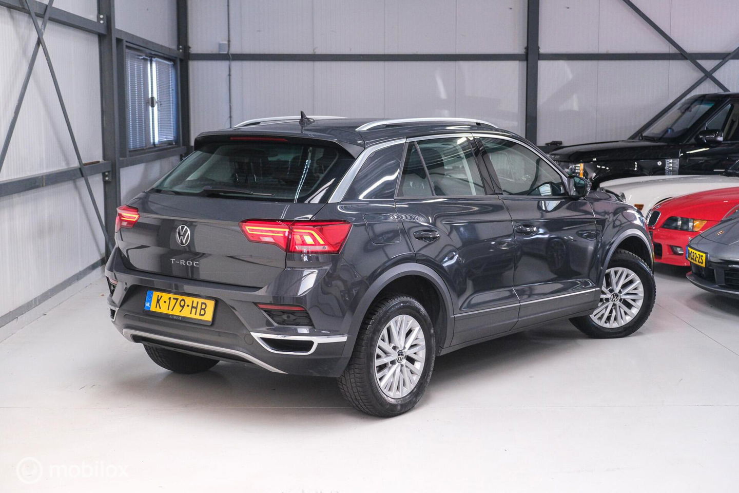 Volkswagen T-Roc 1.5 TSI Style Business | Adaptive | CarPlay | PDC | NAP NL auto | Btw auto | rijklaarprijs |