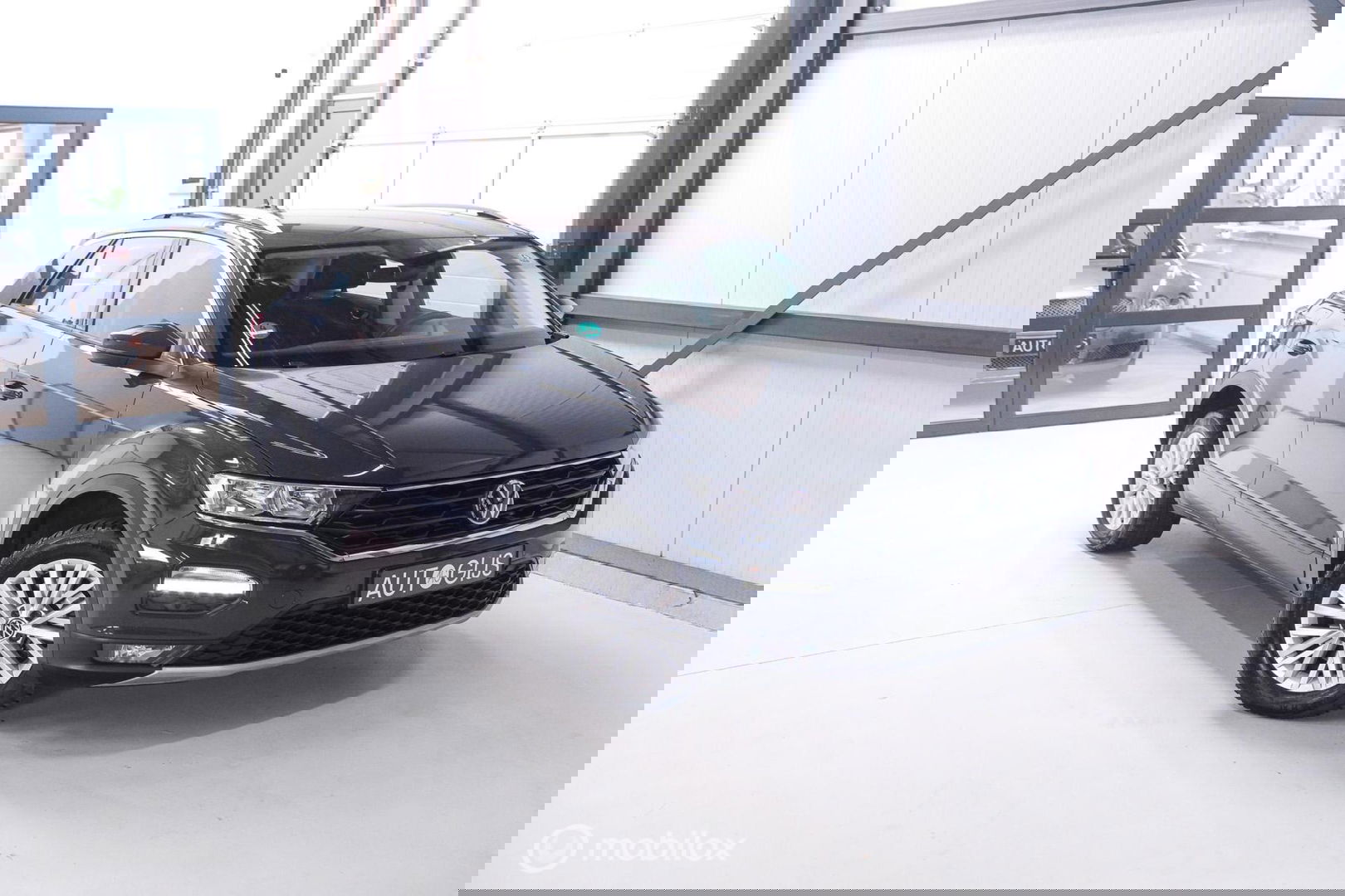 Volkswagen T-Roc 1.5 TSI Style Business | Adaptive | CarPlay | PDC | NAP NL auto | Btw auto | rijklaarprijs |
