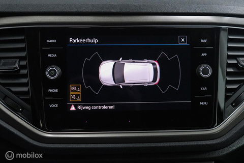 Volkswagen T-Roc 1.5 TSI Style Business | Adaptive | CarPlay | PDC | NAP NL auto | Btw auto | rijklaarprijs |