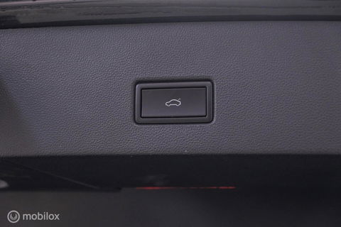 Volkswagen T-Roc 1.5 TSI Style Business | Adaptive | CarPlay | PDC | NAP NL auto | Btw auto | rijklaarprijs |