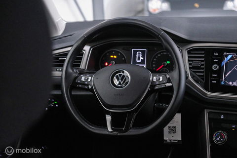 Volkswagen T-Roc 1.5 TSI Style Business | Adaptive | CarPlay | PDC | NAP NL auto | Btw auto | rijklaarprijs |