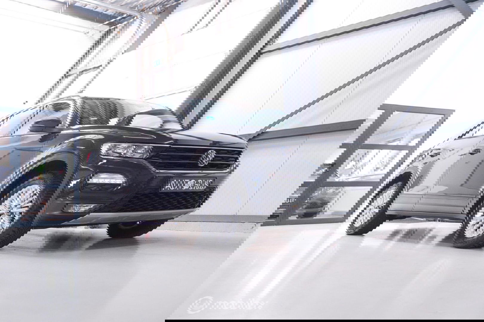 Volkswagen T-Roc 1.5 TSI Style Business | Adaptive | CarPlay | PDC | NAP NL auto | Btw auto | rijklaarprijs |