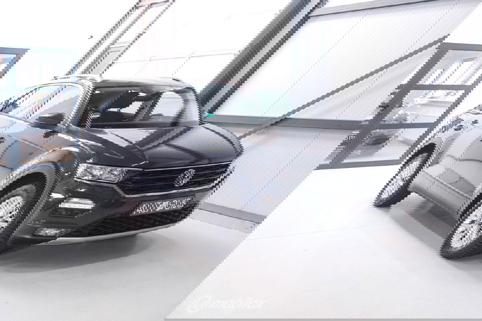 Volkswagen T-Roc 1.5 TSI Style Business | Adaptive | CarPlay | PDC | NAP NL auto | Btw auto | rijklaarprijs |