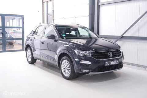 Volkswagen T-Roc 1.5 TSI Style Business | Adaptive | CarPlay | PDC | NAP NL auto | Btw auto | rijklaarprijs |