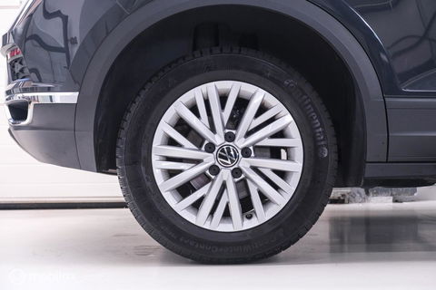 Volkswagen T-Roc 1.5 TSI Style Business | Adaptive | CarPlay | PDC | NAP NL auto | Btw auto | rijklaarprijs |