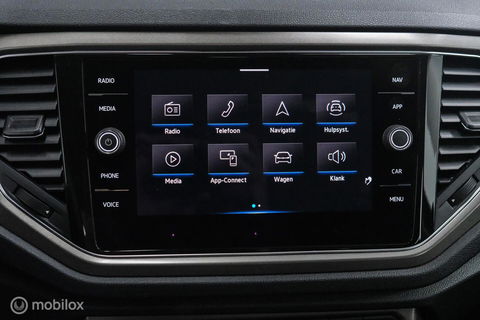 Volkswagen T-Roc 1.5 TSI Style Business | Adaptive | CarPlay | PDC | NAP NL auto | Btw auto | rijklaarprijs |