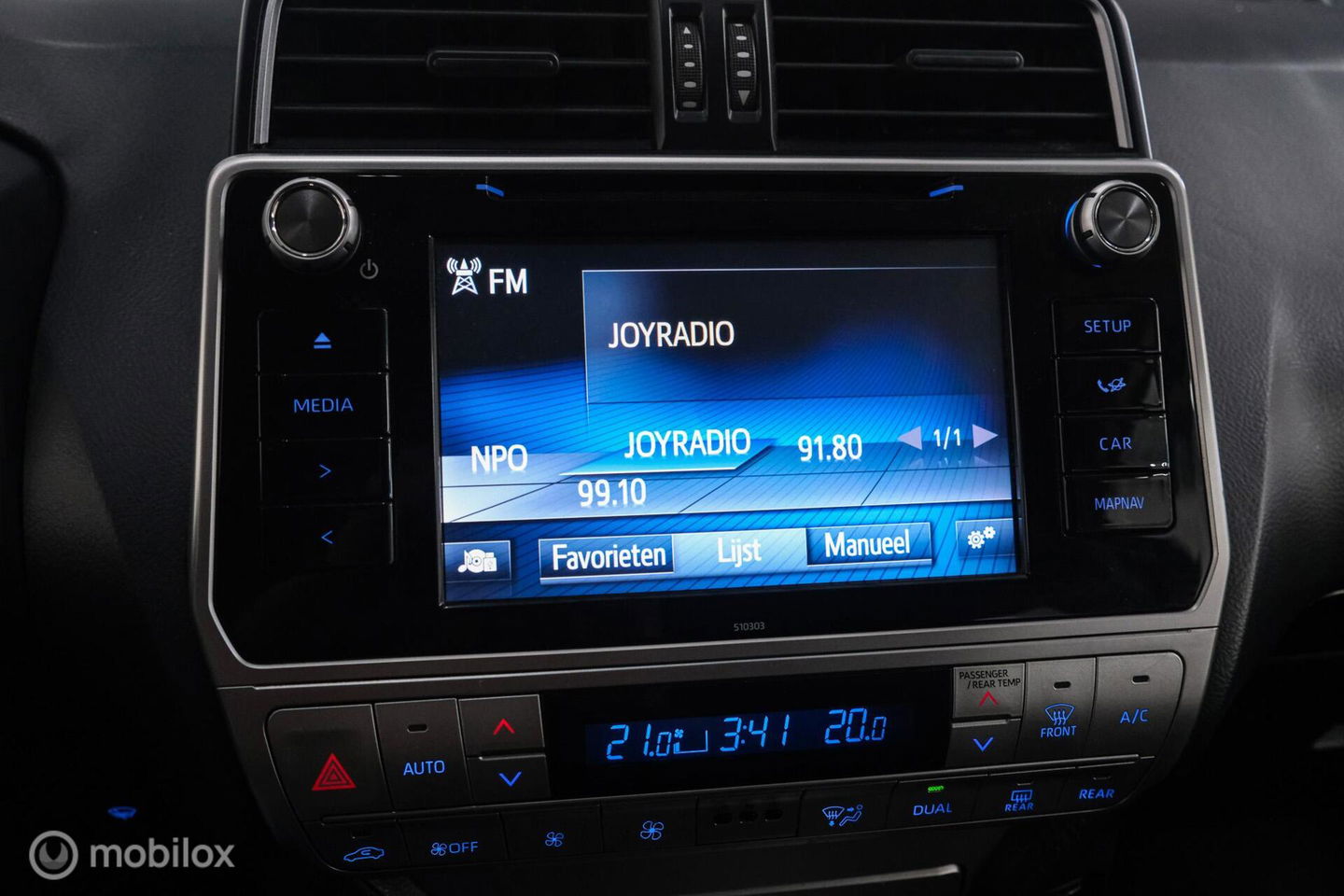 Toyota Land Cruiser 2.7 Dual VVT-i 4WD 160 pk Benzine | Grijs kenteken | Camera | LED | Stoelverwarming | BTW auto |