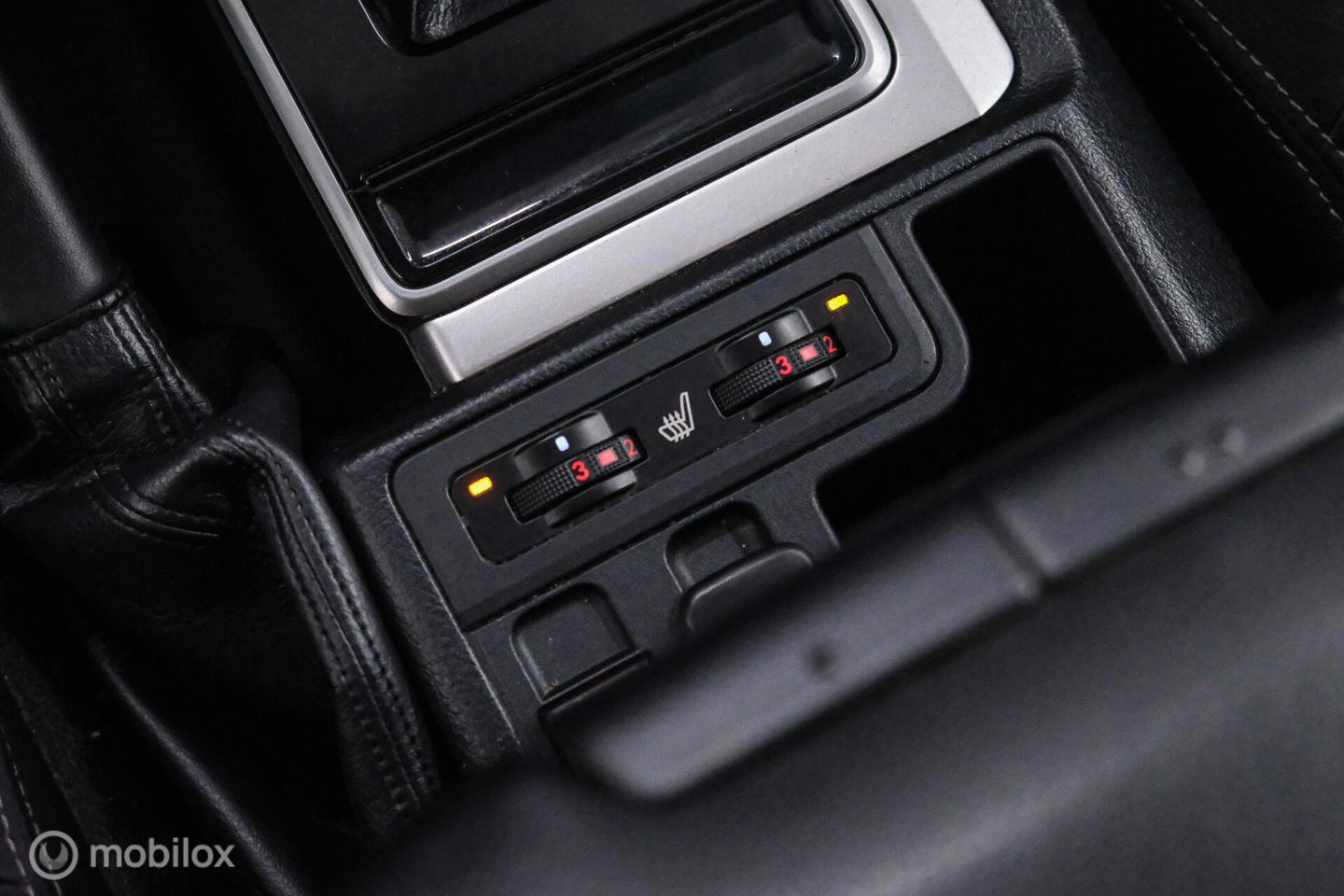 Toyota Land Cruiser 2.7 Dual VVT-i 4WD 160 pk Benzine | Grijs kenteken | Camera | LED | Stoelverwarming | BTW auto |