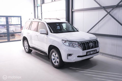 Toyota Land Cruiser 2.7 Dual VVT-i 4WD 160 pk Benzine | Grijs kenteken | Camera | LED | Stoelverwarming | BTW auto |