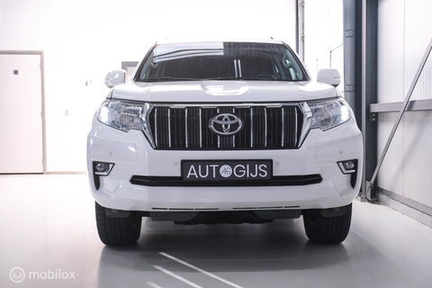 Toyota Land Cruiser 2.7 Dual VVT-i 4WD 160 pk Benzine | Grijs kenteken | Camera | LED | Stoelverwarming | BTW auto |