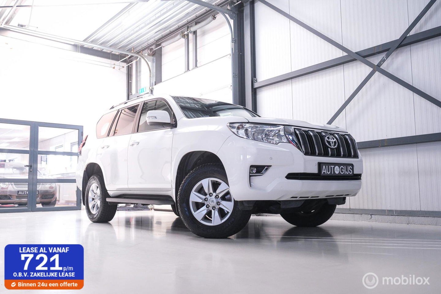 Toyota Land Cruiser 2.7 Dual VVT-i 4WD 160 pk Benzine | Grijs kenteken | Camera | LED | Stoelverwarming | BTW auto |