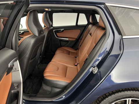 Volvo V60 2.4 D6 AWD Plug-In Hybrid Summum Aut. *PANO | ADAPTIVE-CRUISE | LUXURY-LEATHER | XENON | BLIS | MEMORY-PACK | HEATED-COMFORTSEATS | NAVI-FULLMAP | CAMERA | ECC | PDC | CRUISE | 17''ALU | TOWBAR*