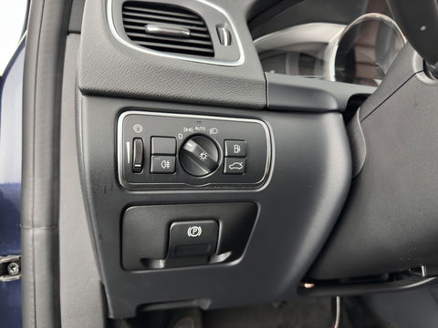 Volvo V60 2.4 D6 AWD Plug-In Hybrid Summum Aut. *PANO | ADAPTIVE-CRUISE | LUXURY-LEATHER | XENON | BLIS | MEMORY-PACK | HEATED-COMFORTSEATS | NAVI-FULLMAP | CAMERA | ECC | PDC | CRUISE | 17''ALU | TOWBAR*