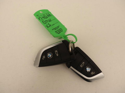 BMW X1 sDrive18i M Sport | Panoramadak | Leder | Stoelverwarming | Keyless | Camera | Trekhaak | Sfeerverlichting | Navigatie | Full LED | Park Assist | Sportstoelen