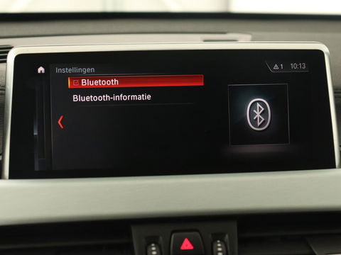 BMW X1 sDrive18i M Sport | Panoramadak | Leder | Stoelverwarming | Keyless | Camera | Trekhaak | Sfeerverlichting | Navigatie | Full LED | Park Assist | Sportstoelen