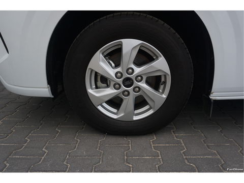 Ford Transit Custom 300L 136PK Limited AUT BPM VRIJ!! Navi, Cam, Adap. Cruise, 16" LM, Trekhaak!! NR. A72