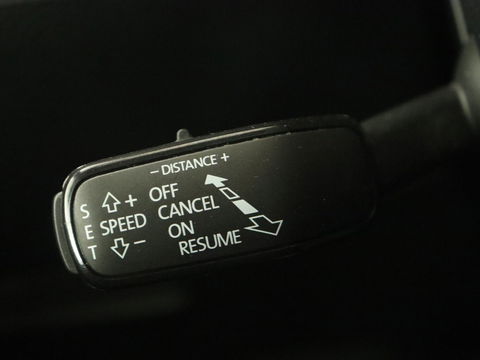 Škoda Superb 1.4 TSI iV Sportline | Panoramadak | Stoelverwarming | Adaptive cruise | Alcantara | Sfeerverlichting | Camera | Virtual Cockpit | 19'' | Matrix LED | PHEV | Plug In