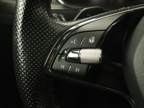 Škoda Superb 1.4 TSI iV Sportline | Panoramadak | Stoelverwarming | Adaptive cruise | Alcantara | Sfeerverlichting | Camera | Virtual Cockpit | 19'' | Matrix LED | PHEV | Plug In