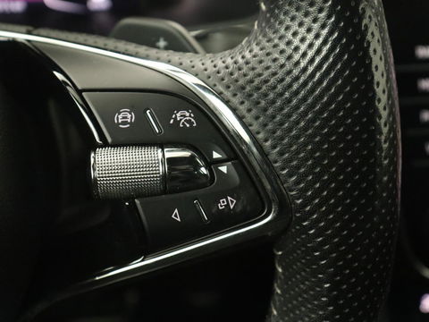 Škoda Superb 1.4 TSI iV Sportline | Panoramadak | Stoelverwarming | Adaptive cruise | Alcantara | Sfeerverlichting | Camera | Virtual Cockpit | 19'' | Matrix LED | PHEV | Plug In