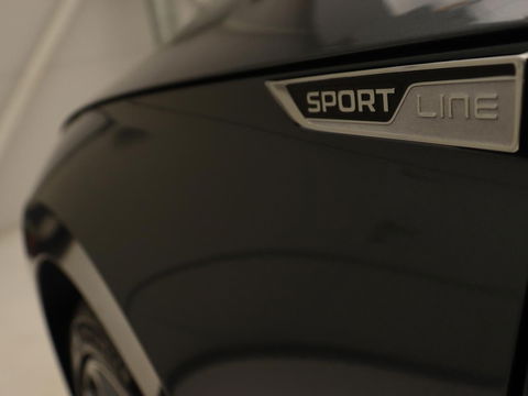 Škoda Superb 1.4 TSI iV Sportline | Panoramadak | Stoelverwarming | Adaptive cruise | Alcantara | Sfeerverlichting | Camera | Virtual Cockpit | 19'' | Matrix LED | PHEV | Plug In