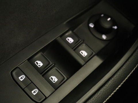 Škoda Superb 1.4 TSI iV Sportline | Panoramadak | Stoelverwarming | Adaptive cruise | Alcantara | Sfeerverlichting | Camera | Virtual Cockpit | 19'' | Matrix LED | PHEV | Plug In