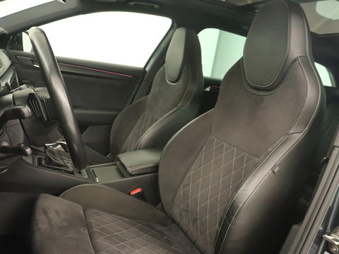 Škoda Superb 1.4 TSI iV Sportline | Panoramadak | Stoelverwarming | Adaptive cruise | Alcantara | Sfeerverlichting | Camera | Virtual Cockpit | 19'' | Matrix LED | PHEV | Plug In