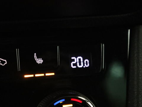 Škoda Superb 1.4 TSI iV Sportline | Panoramadak | Stoelverwarming | Adaptive cruise | Alcantara | Sfeerverlichting | Camera | Virtual Cockpit | 19'' | Matrix LED | PHEV | Plug In