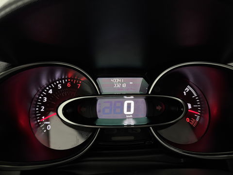 Renault Clio 0.9 TCe Limited | Carplay | LED | Cruise | Airco | Navigatie | Keyless | Parkeersens.