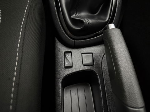 Renault Clio 0.9 TCe Limited | Carplay | LED | Cruise | Airco | Navigatie | Keyless | Parkeersens.
