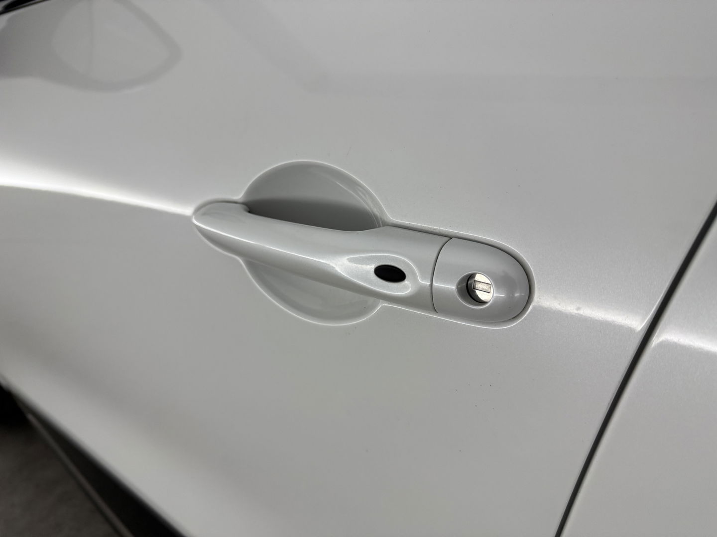 Renault Clio 0.9 TCe Limited | Carplay | LED | Cruise | Airco | Navigatie | Keyless | Parkeersens.