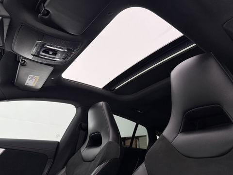 Mercedes-Benz CLA-Klasse 180 AMG | Pano | Camera | Virtual | LED | Cruise | Navigatie | Parkeersens.