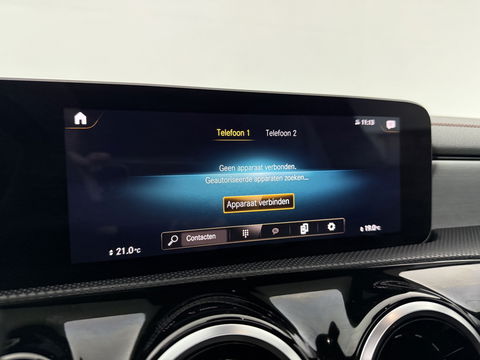 Mercedes-Benz CLA-Klasse 180 AMG | Pano | Camera | Virtual | LED | Cruise | Navigatie | Parkeersens.