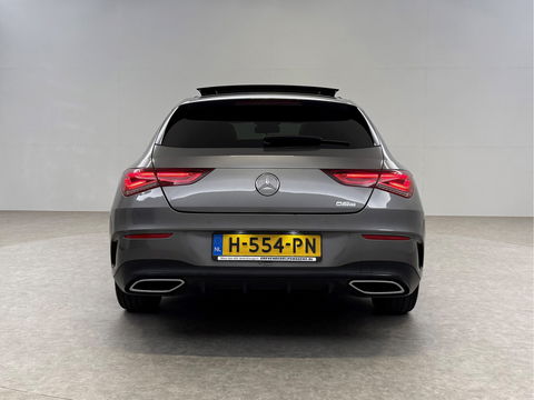 Mercedes-Benz CLA-Klasse 180 AMG | Pano | Camera | Virtual | LED | Cruise | Navigatie | Parkeersens.